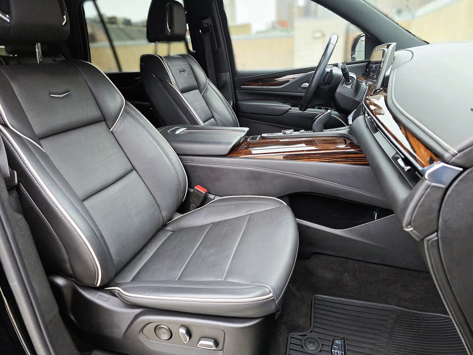 Black Cadillac Escalade ESV Platinum