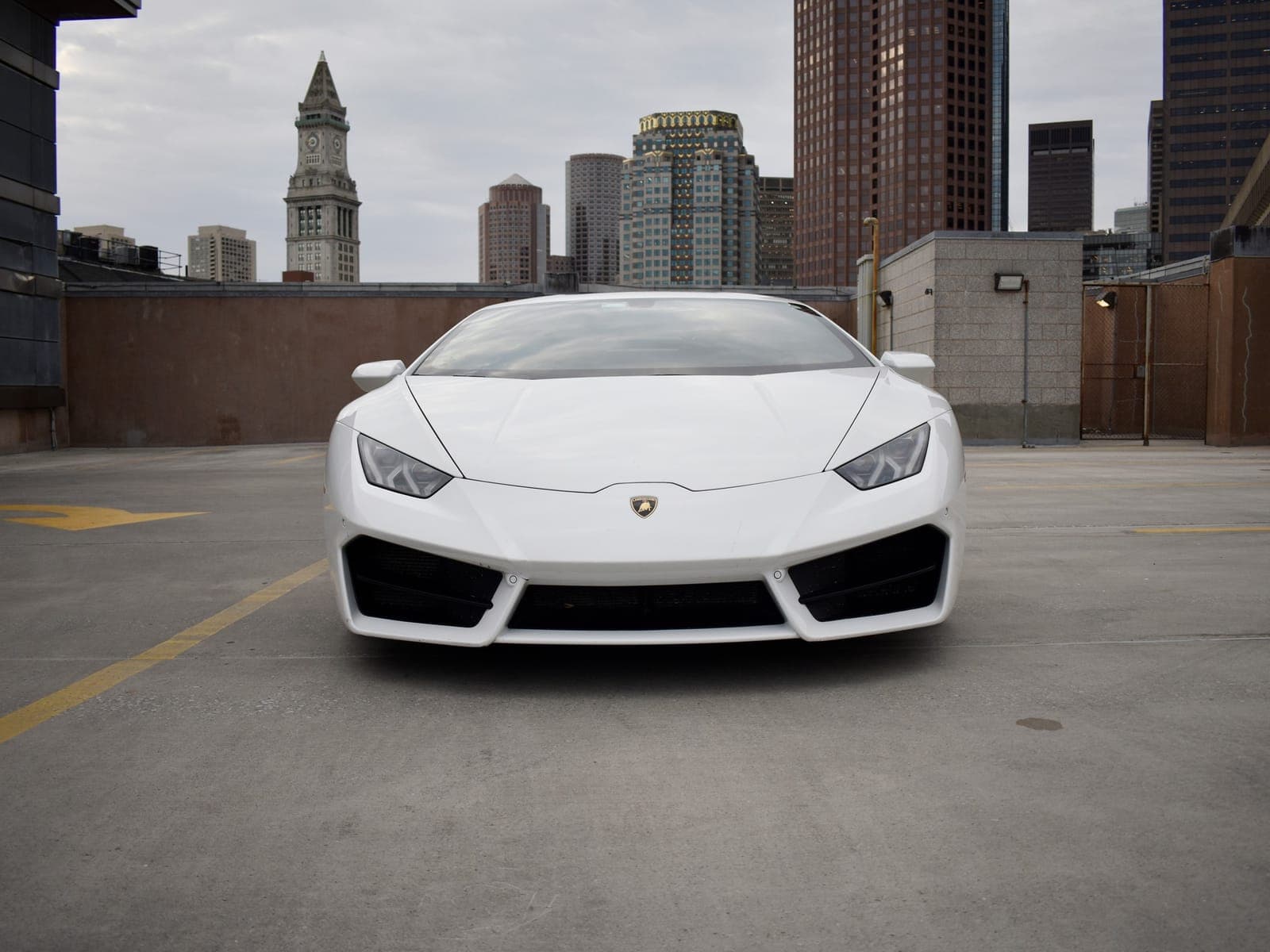 White Lamborghini Huracan coupe