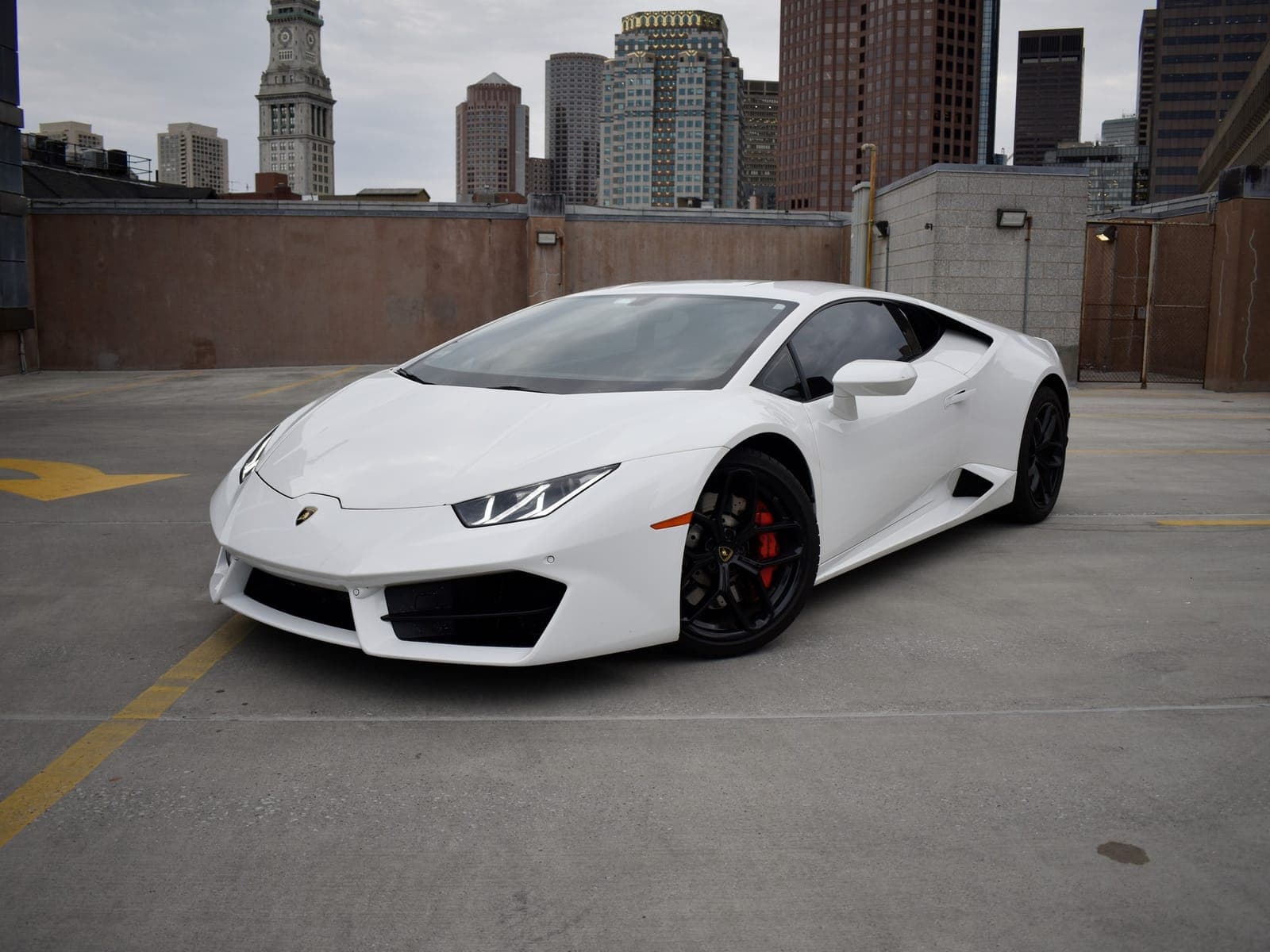 White Lamborghini Huracan coupe