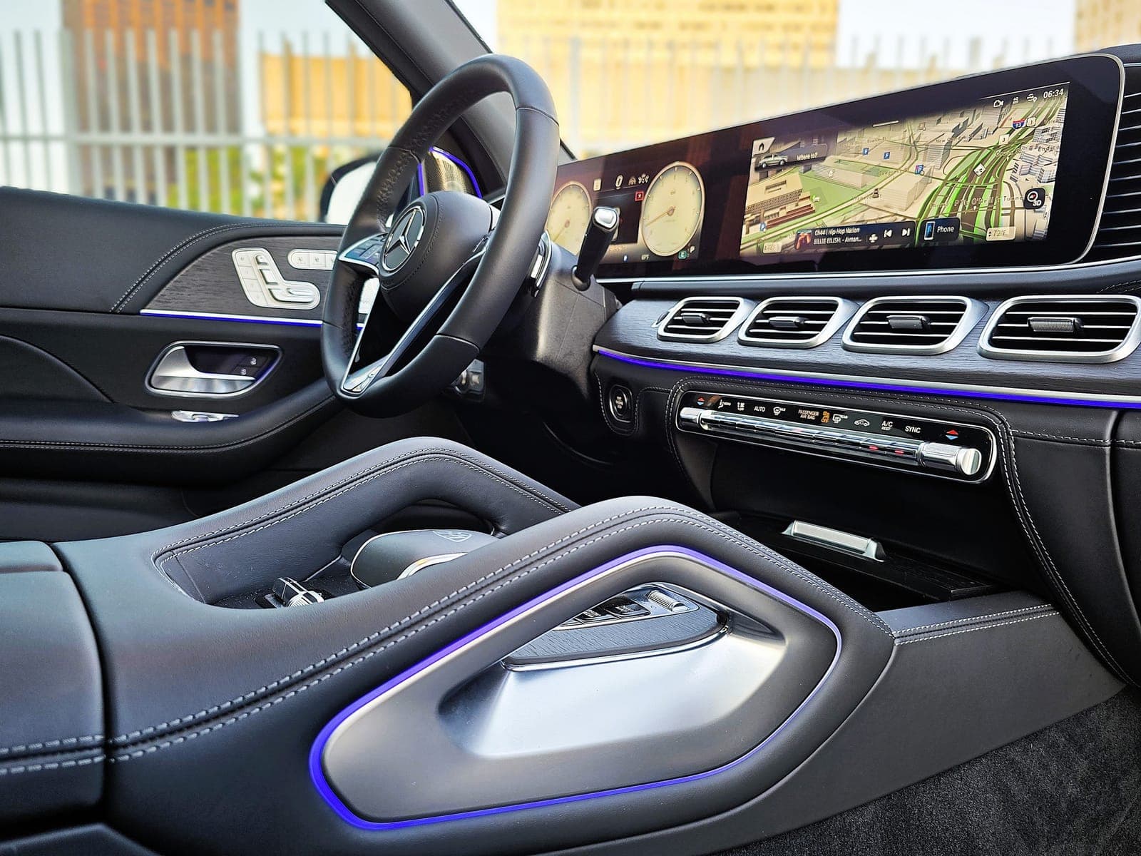 Black Mercedes-Maybach GLS 600