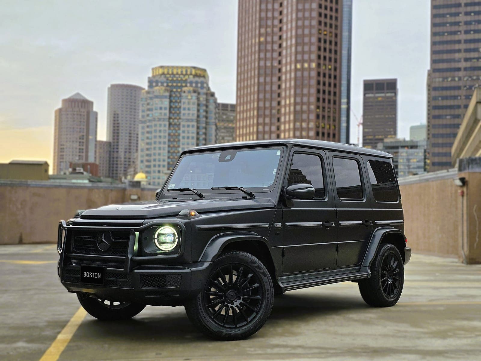 Black Mercedes-Benz G Wagon G550 SUV